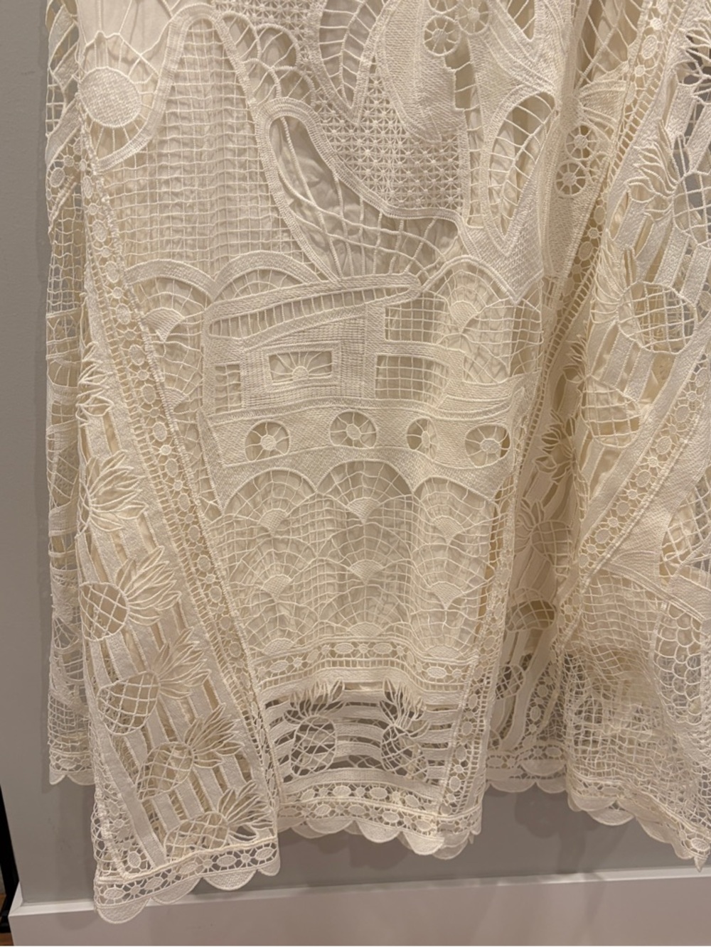 EUC FARM RIO ANTHROPOLOGIE Guipure White Maxi Skirt S Embroidered Cream Brazil - Picture 5 of 13